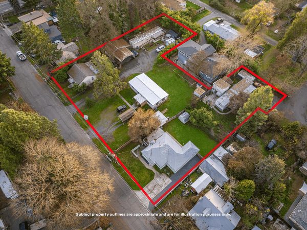 1260 Plummer Avenue, Grants Pass, OR 97527
