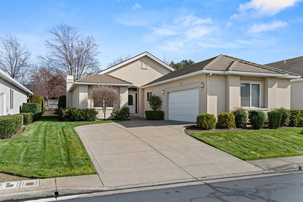703 Summerwood Drive, Medford, OR 97504