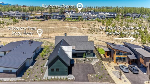 3118 NW Crossing Drive, Bend, OR 97703