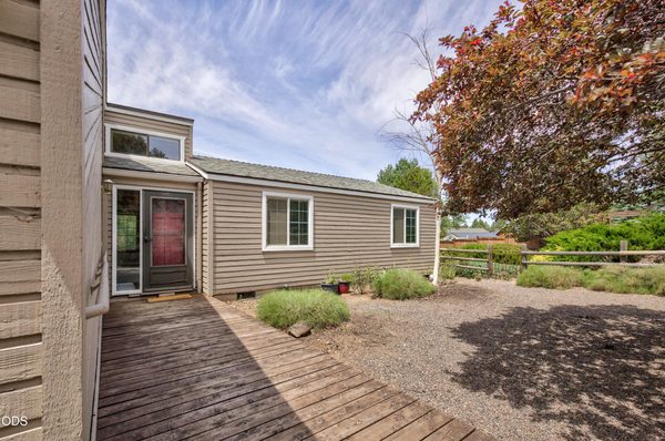 61145 Ladera Road, Bend, OR 97702