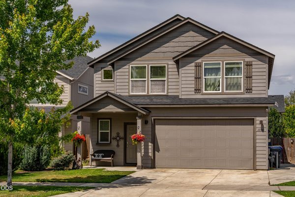 20348 Lois Way, Bend, OR 97702