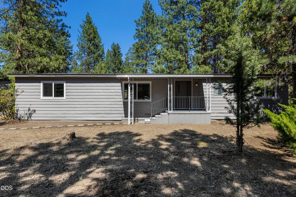 60992 Springcrest Drive, Bend, OR 97702