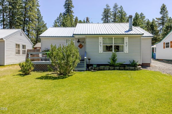138229 Hillcrest Street, Gilchrist, OR 97737