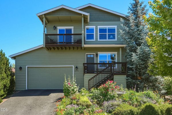 63776 Hunters Circle, Bend, OR 97701