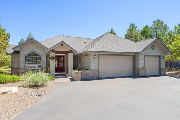 474 Tanager Drive, Redmond, OR 97756