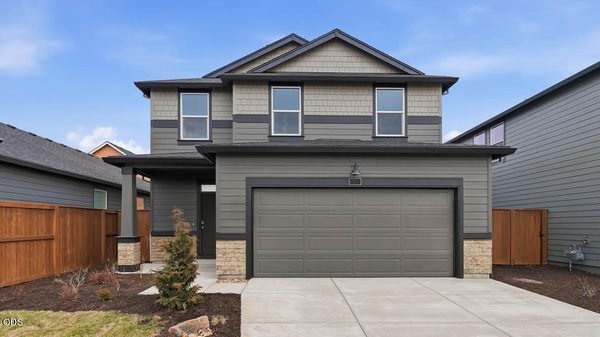 21705 SE Stromboli Lane, Bend, OR 97702