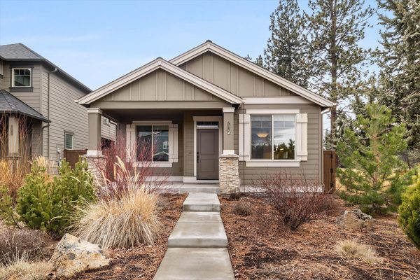 20909 Sotra Loop, Bend, OR 97702