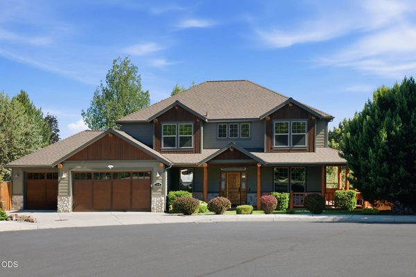 20483 SE Blue Ridge Lane, Bend, OR 97702