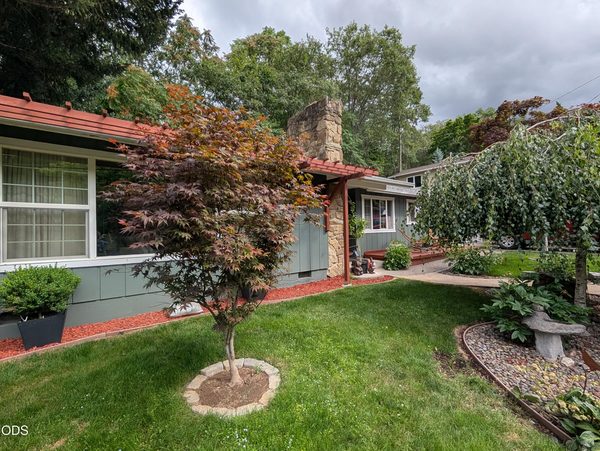492 Herbert Street, Ashland, OR 97520
