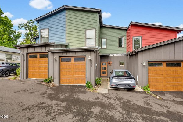 1169 Iowa Street, Ashland, OR 97520