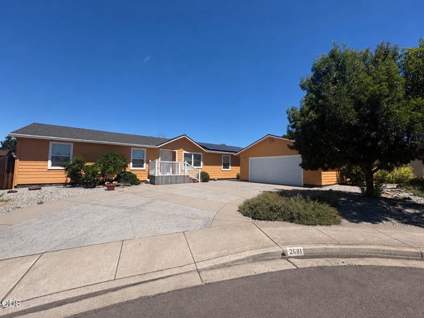 2681 Agate Meadows Drive, White City, OR 97503