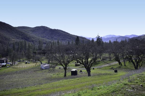 12940 Highway 234, Gold Hill, OR 97525