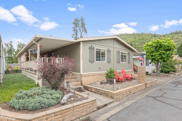 20055 Hwy 62, 36, Shady Cove, OR 97539